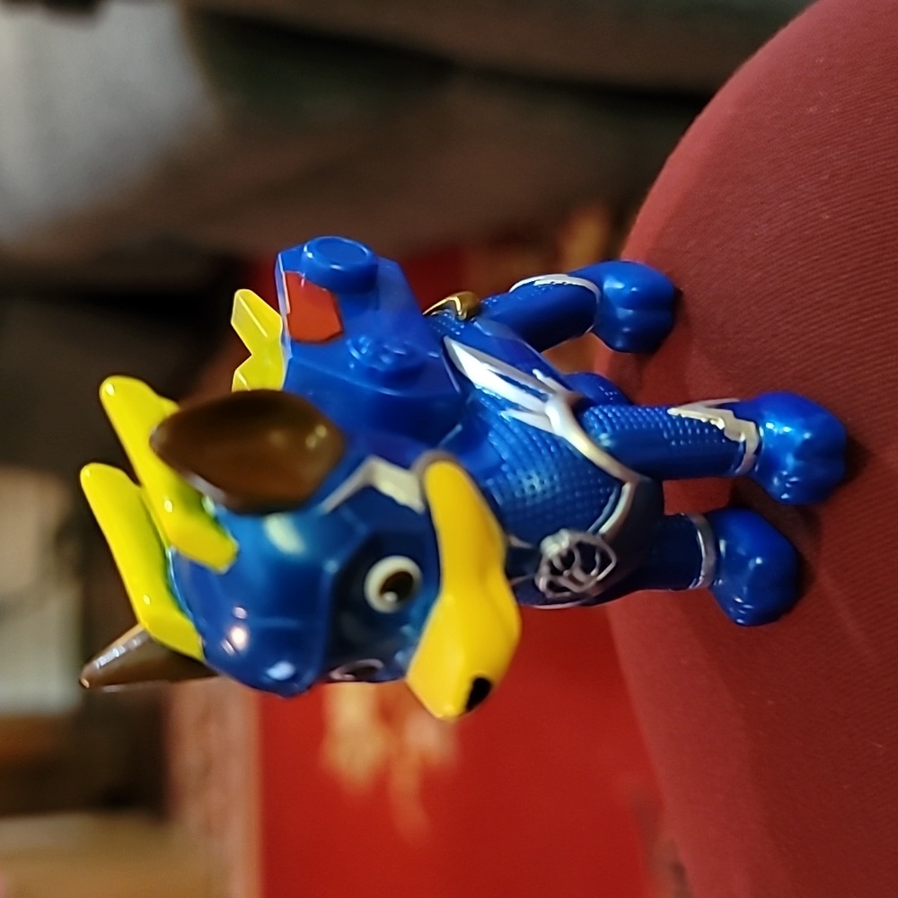 Paw Patrol Mighty Pups Super Paws Chase Figure NICKELODEON Spin Master Figure